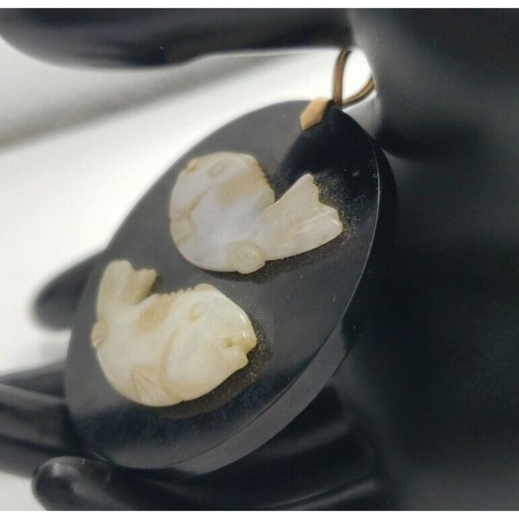 OOAK Green Carved Fish Jadeite Jade Black Onyx Round 14K Yellow Gold Pendant - Picture 3 of 12